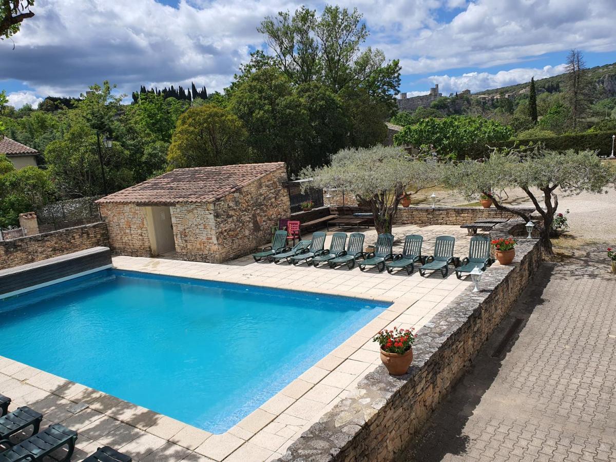 Logis Hotel Restaurant L'Escarbille Saint-Martin-d'Ardeche Exterior foto