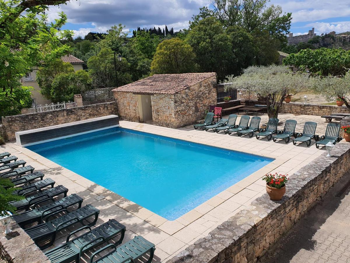 Logis Hotel Restaurant L'Escarbille Saint-Martin-d'Ardeche Exterior foto